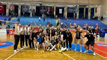 Nilüfer Belediyespor Kadın Voleybol Takımı, Aydın'da Zaferle Döndü