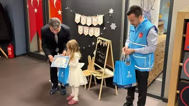 Kur'an Kursu Öğrencilerine Karneleri Verildi