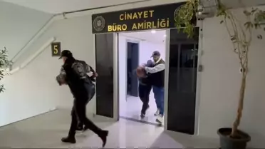 İzmir'de Sevgilisine Karşı Çıkan Aileye Saldırı: İki Kişi Tutuklandı
