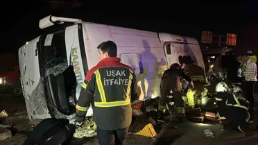 Uşak'ta Feci Kaza: 28 Yaralı