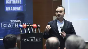 Bakan Kacır: Gençler Türkiye'nin Geleceği