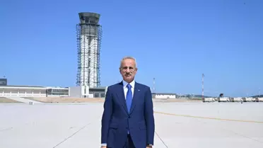 Türkiye'nin İlk Yerli Hava Trafik Kontrolörü Eğitim Simülatörü Tanıtıldı