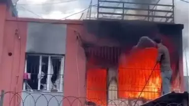 Adana'da Yangın: Vatandaş Hortumla Müdahale Etti