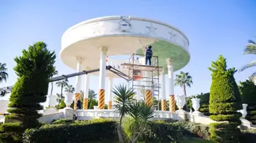 Mersin'de Meydanlar Yenileniyor