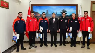 Vali Çiçek'ten Kahraman Ekiplere Ödül