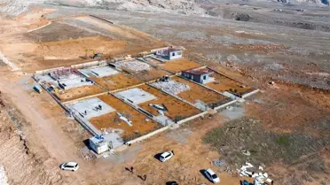 Hasankeyf'te Kaçak Villalar Yakıldı