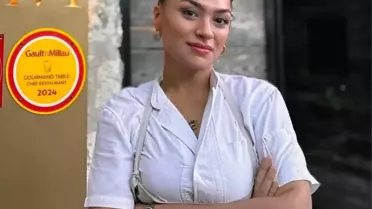 Bolu'da Otel Yangınında Hayatını Kaybeden Aşçı Eslem Uyanık Toprağa Verildi