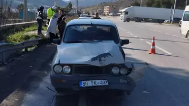Samsun'da Kavşakta Otomobil Kazası: 3 Yaralı