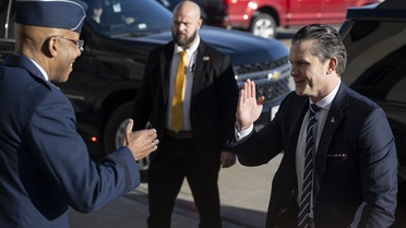 Pete Hegseth, Savunma Bakanı Olarak Göreve Başladı