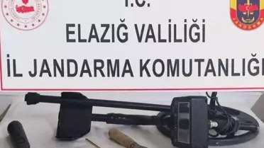 Elazığ'da Kaçak Kazı Yapan İki Şüpheli Gözaltında