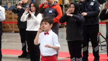 Burulaş, İşitme Engelliler İçin Personeline İşaret Dili Eğitimi Verdi