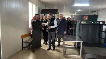 BM Mülteciler Yüksek Komiseri Cilvegözü'nde