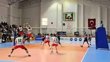 TÜRŞAD, İstanbul Gençlik SK'ya 3-1 Yenildi