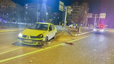 Oltu'da Trafik Kazası: Sürücü Ağır Yaralı