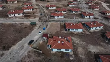 Endonezya, Hatay'da 37 Konutluk Köy Kurdu