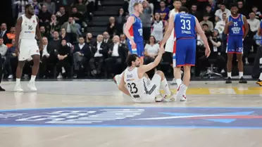 Anadolu Efes, Real Madrid'i Mağlup Etti