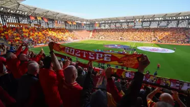 Göztepe'nin Stadyum Kapasitesi Artırıldı, İki Oyuncuyla Veda Edildi