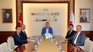 Bayburt'ta Öğrenci Yurduyla İlgili Bilgilendirme Toplantısı Düzenlendi