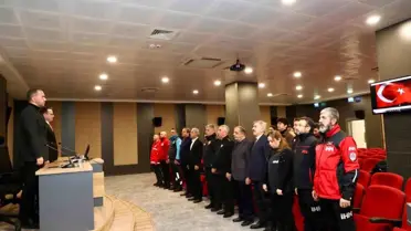 Niğde'de Depremde Hayatını Kaybedenler İçin Anma Töreni