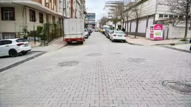 Esenyurt'ta Bozuk Yollar Yenileniyor