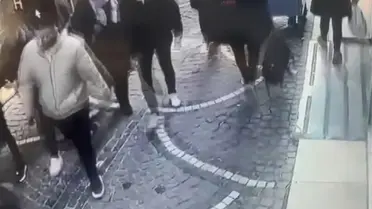 Fatih'te Döviz Hırsızlığı: Kadın Kılığına Giren Şüpheliler Yakalandı