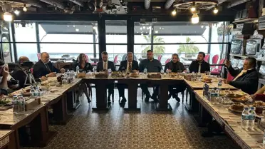 Çetinkaya Samsun'da Partililerle Buluştu