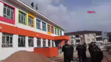 Bursa'da İşçiler Çatıda Eylem Yaptı