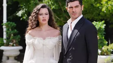 Su Burcu Yazgı Coşkun ve Burak Deniz'den kalpli paylaşım