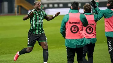 Kocaelispor, Manisa FK'yı 2-0 Mağlup Etti