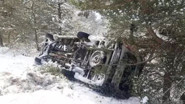 Yozgat'ta Minibüs Kazası: 2 Öğretmen Yaralandı