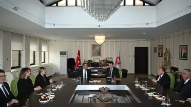 Özgür Özel'den DP'ye Ziyaret