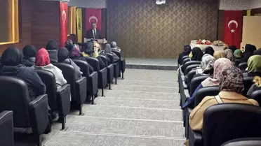 Bayburt'ta Kadınlara Yönelik Berat Kandili Konferansı Düzenlendi