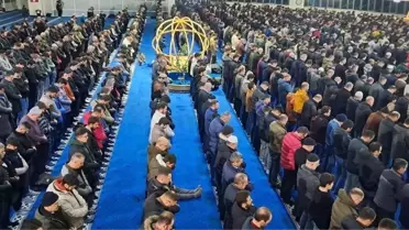 Berat Kandili Erzincan'da Coşkuyla İdra Edildi