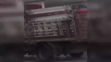 Kayseri'de Seyir Halindeki Otomobil Alev Aldı