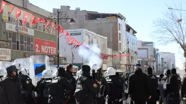 İzinsiz Yürüyüşe Polis Müdahalesi