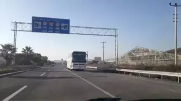 Ters Yolda Giden Otobüs Trafiği Tehdit Etti