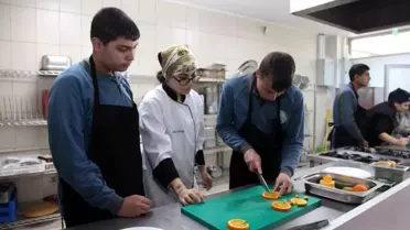 Hafif Zihinsel Engellilere Mutfak Eğitimi