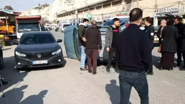 Birecik'te Düz Yolda Devrilen Araç Şaşkınlık Yarattı