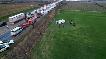 Denizli'de Midibüs Devrildi: 2 Ölü, 26 Yaralı
