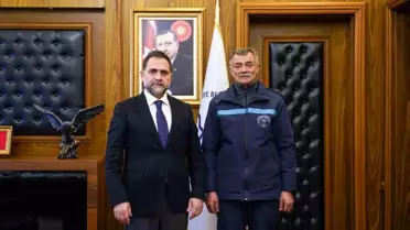 Dürüstlük Ödüllendirildi: Cüzdanı Sahibine İade Eden Çalışana Teşekkür