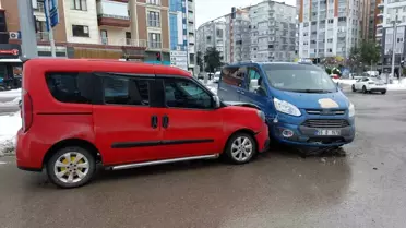 Samsun'da Dolmuş Kazası: 1 Yaralı
