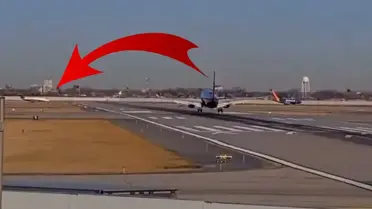 ABD'deki havalimanında faciadan dönüldü! Pilot yüzlerce yolcunun hayatını böyle kurtardı