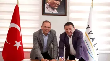 Ayvalık'ta Toplu İş Sözleşmesi İmzalandı