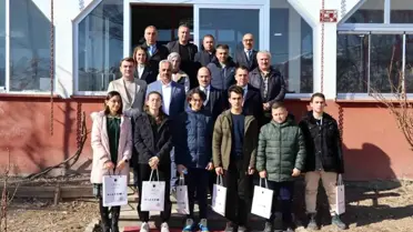 Oltu'da Başarılı Öğrencilere Ödül Töreni