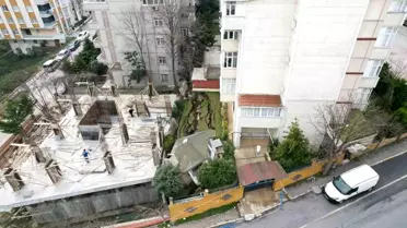 Beylikdüzü'nde İstitnat Duvarı Çöktü, Bina Tahliye Edildi