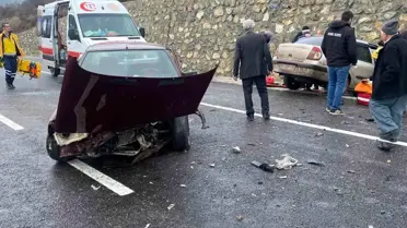 Domaniç'te Trafik Kazası: 3 Yaralı