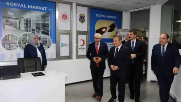Adana'da Sosyal Market Projesi Açıldı
