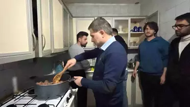 Başkan Uçar, Ramazan İftarını Üniversiteli Gençlerle Açıkladı
