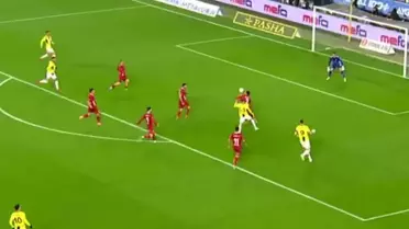 Fenerbahçe'nin penaltı beklediği pozisyonda devam kararı doğru mu? Herkes tek bir görüşte birleşti