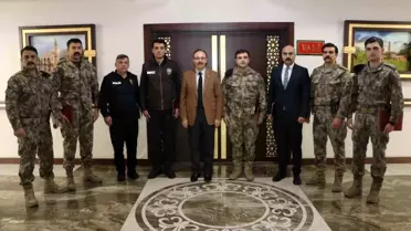 Kayıp Kız ve Yangınla Mücadele Eden Polisler Ödüllendirildi